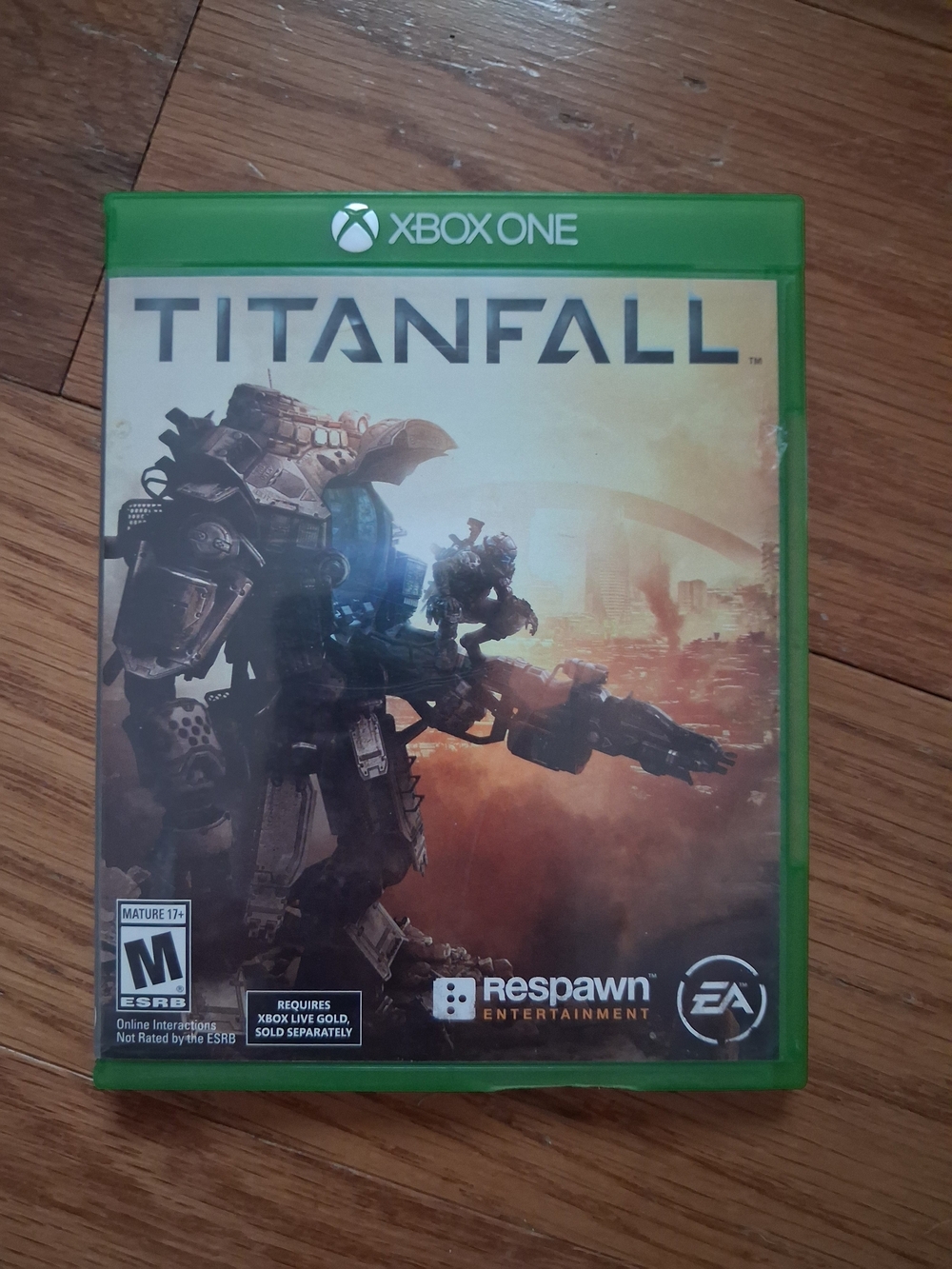 Titanfall for Xbox One - Green Case